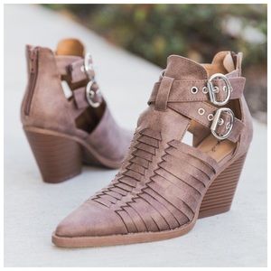 Nutmeg pointed toe caged distressed booties